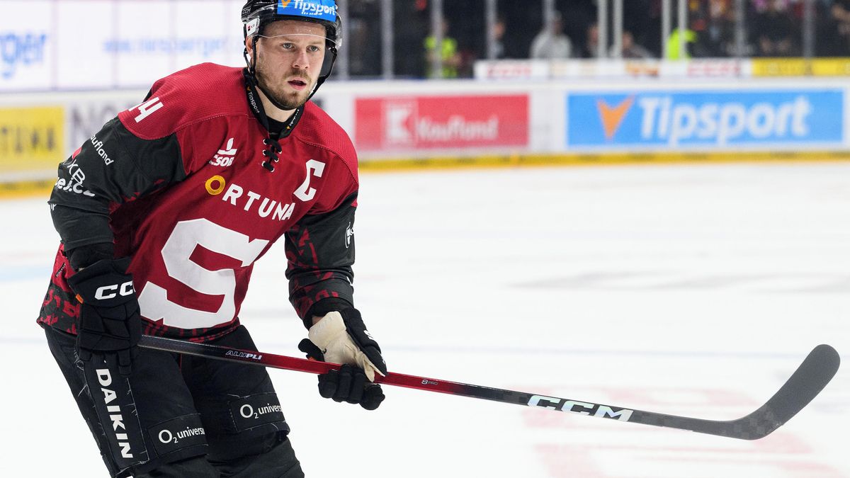 Když zlomená hůl přinese štěstí. Z kapitána Sparty je stovkař, pak kuriózně pomohl k další trefě